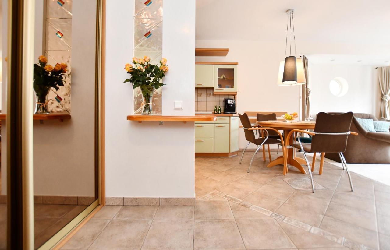 Apartament Porto Z Rowerami Gratis Колобжег Екстер'єр фото